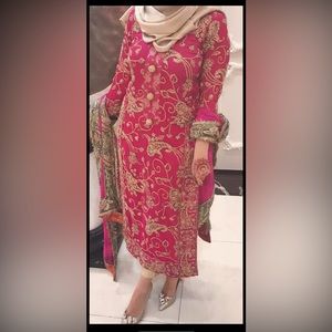 SOLD Hot Pink heavy formal shirt with dupatta